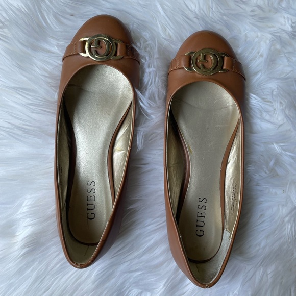 Guess flats - Picture 2 of 9